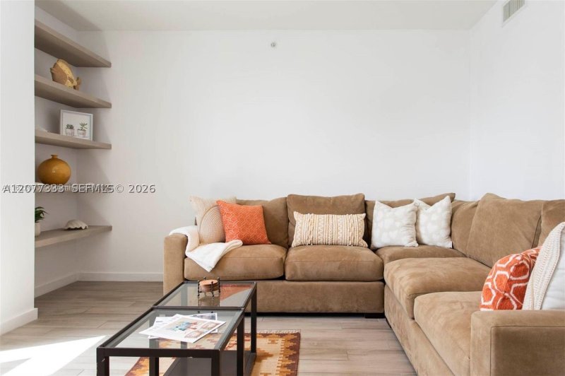 Property photo # 3