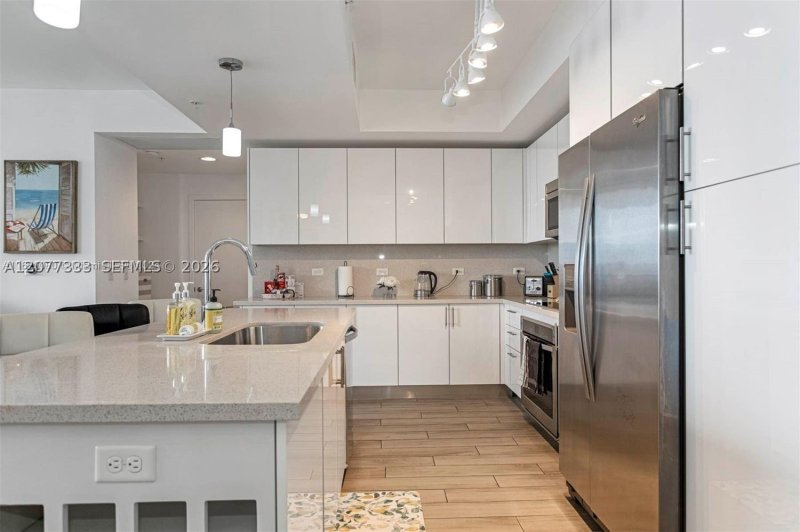 Property photo # 9