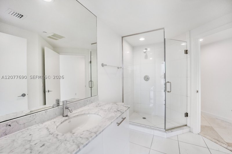 Apartment for rent at 500 Brickell West Tower 3901