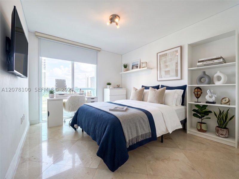Condo for sale at Parc At Turnberry 312