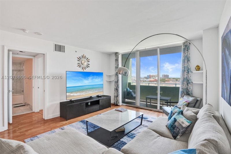 Alquiler de apartamento en Yacht Club at Portofino 807