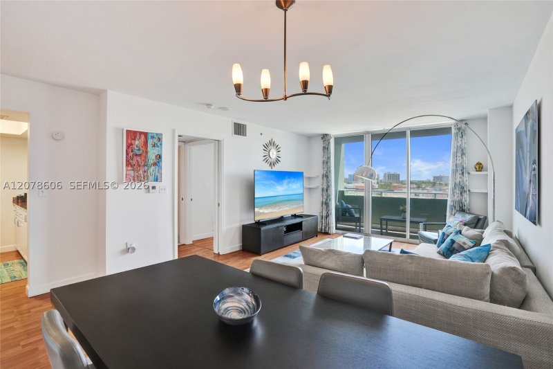 Alquiler de apartamento en Yacht Club at Portofino 807