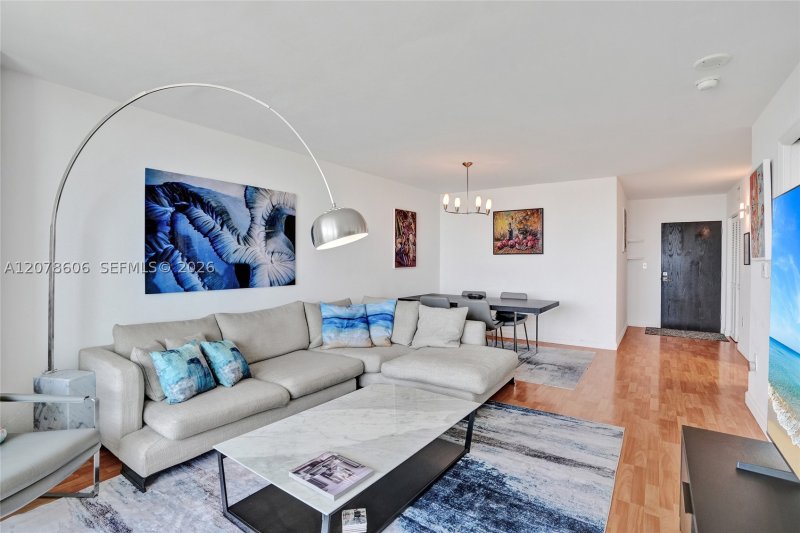 Alquiler de apartamento en Yacht Club at Portofino 807