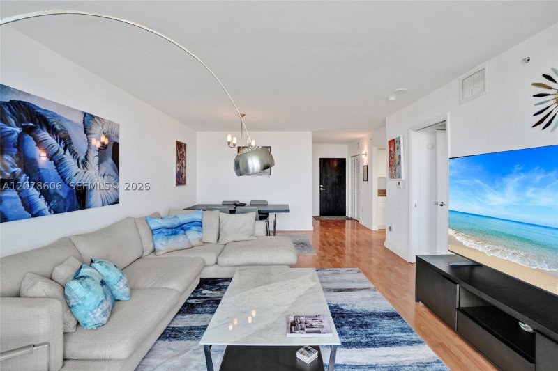 Alquiler de apartamento en Yacht Club at Portofino 807