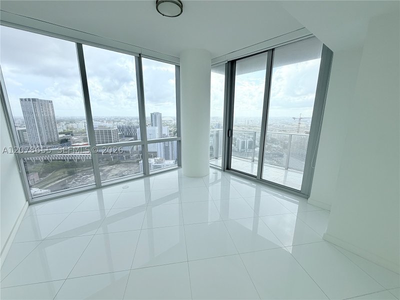 Comprar apartamento no Paramount Miami WorldCenter 3202
