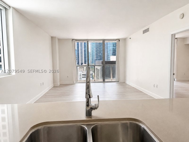 Apartment for rent at 500 Brickell West Tower 1510