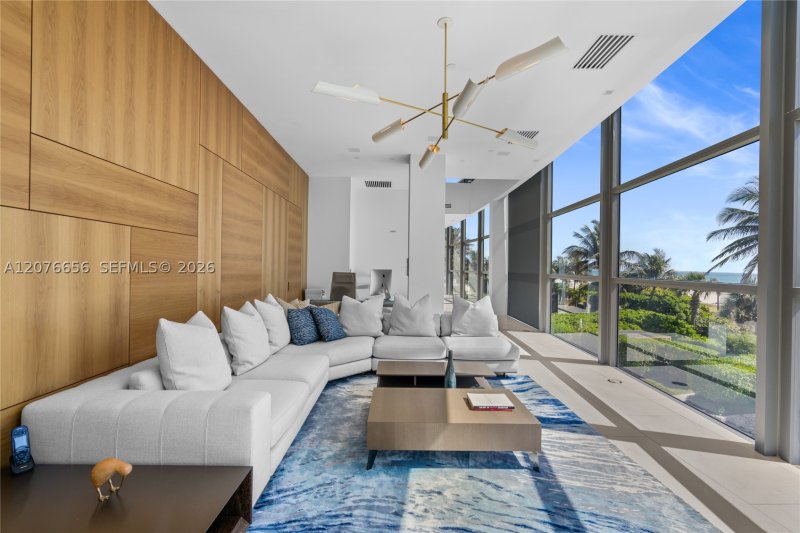 Property photo # 14