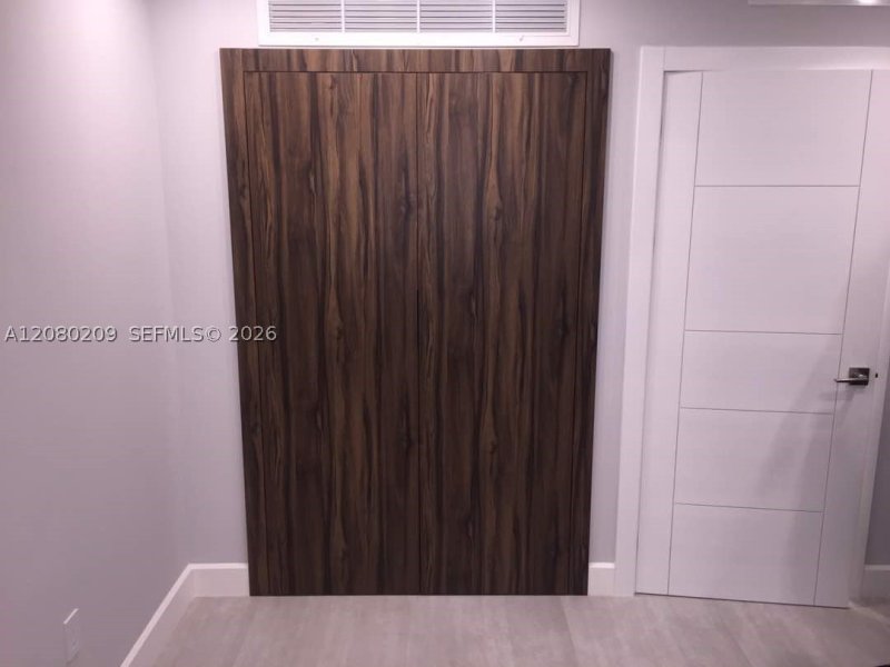 Condo for sale at Balmoral Condo 12Q