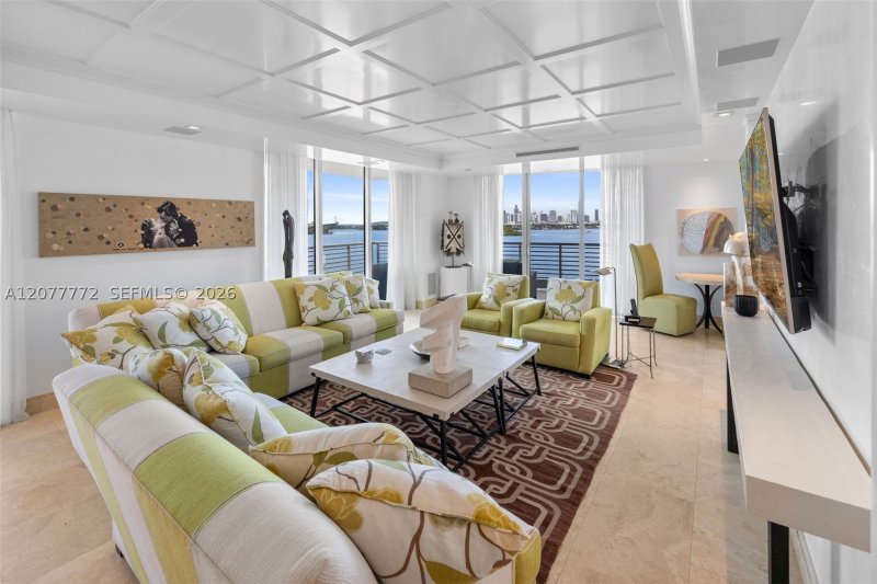 Condo for sale at Capri Marina Grande 902