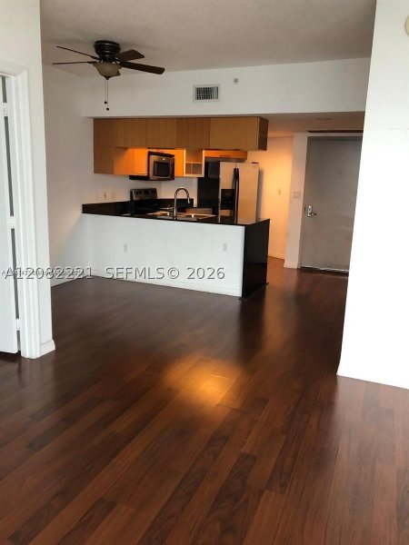 Apartment for rent at Opera Tower 3015