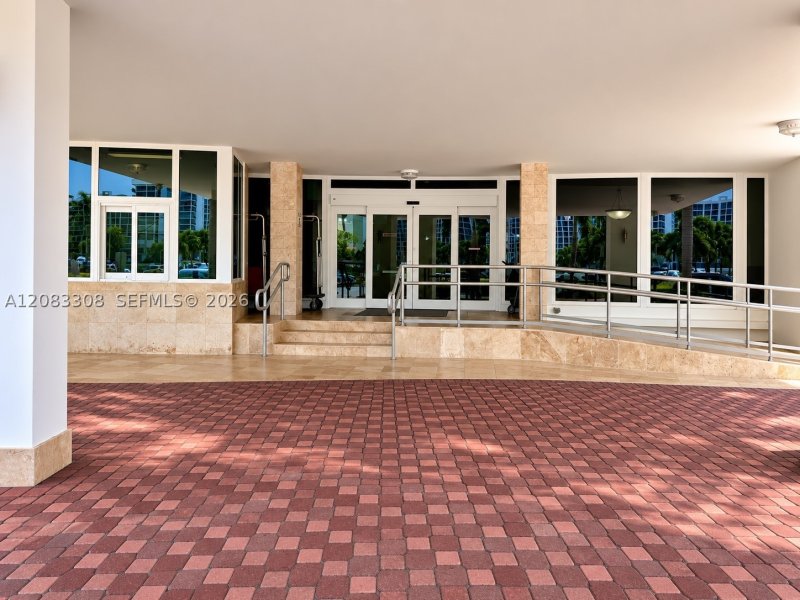 Alquiler de apartamento en Alexander Towers 402