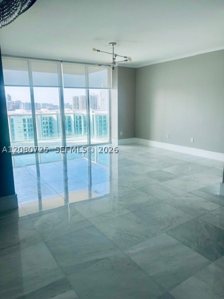 Comprar apartamento no Aventura Marina II 1719