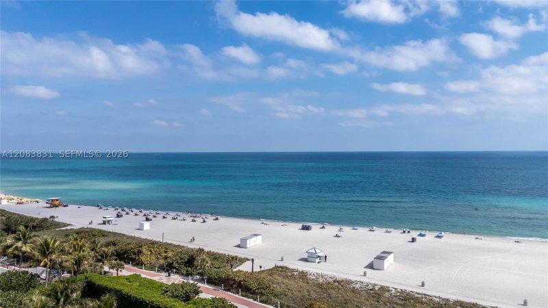 Condo for sale at Bath Club 1503