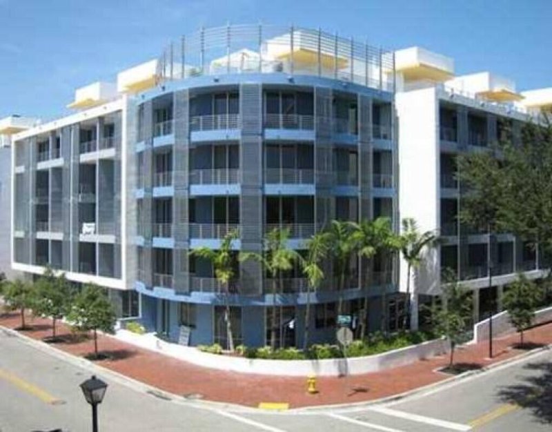 Lofts at Mayfair Apt #407