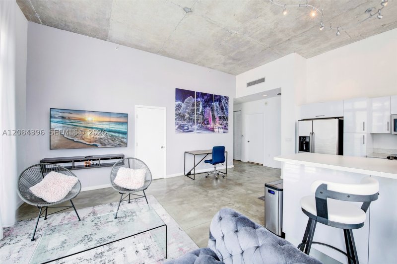 Condo for sale at Loft Downtown I UPH01
