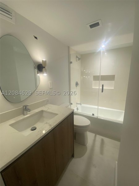 Aluguel de apartamento no Brickell Place B2411
