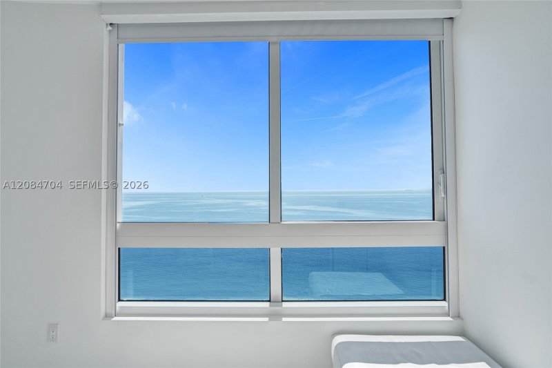 Apartment for rent at Akoya 2403