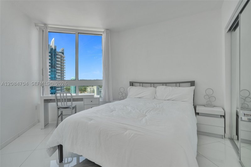 Apartment for rent at Akoya 2403