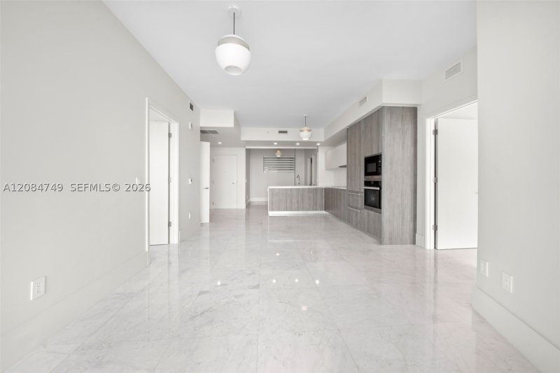 Comprar apartamento en Biscayne Beach 1603