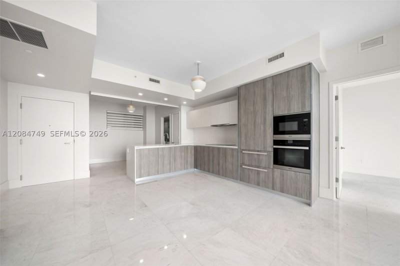 Comprar apartamento en Biscayne Beach 1603