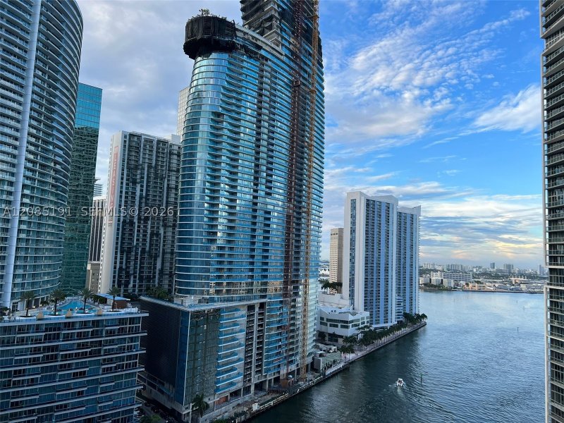Condo for sale at Icon Brickell Viceroy 2303