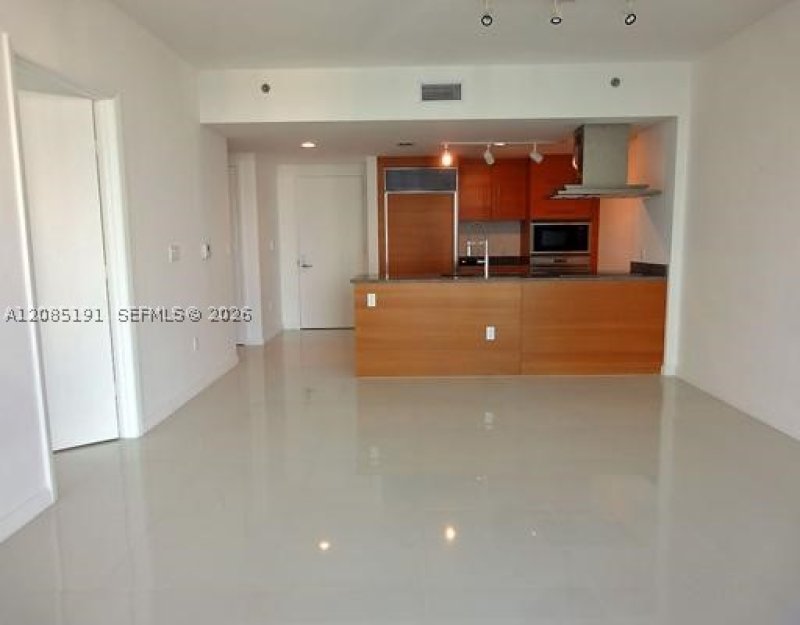 Condo for sale at Icon Brickell Viceroy 2303