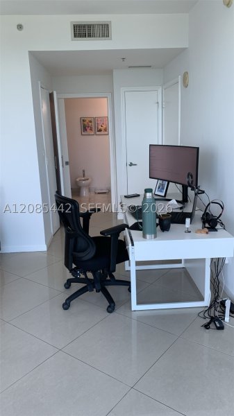 Apartment for rent at Blue Condominium 806