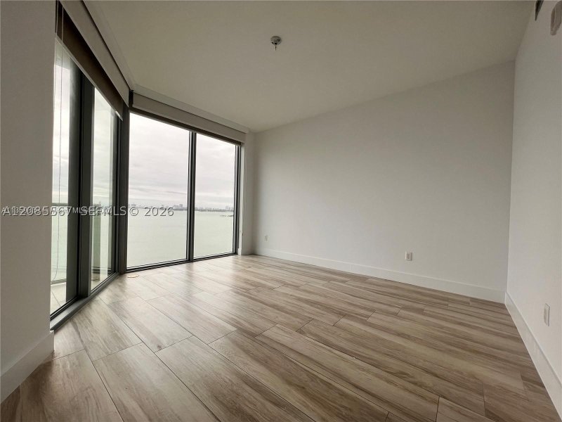 Alquiler de apartamento en Biscayne Beach 1104