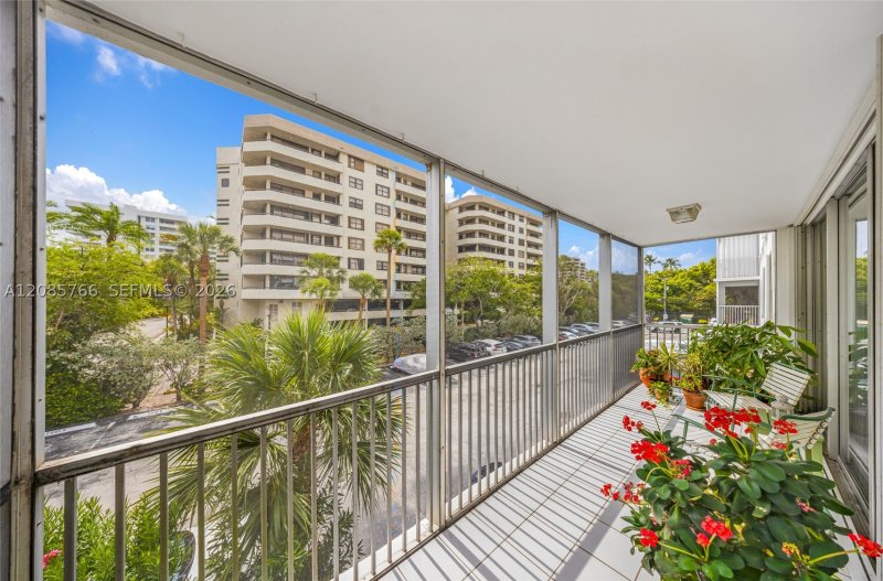 Comprar apartamento en Island Breakers 2H