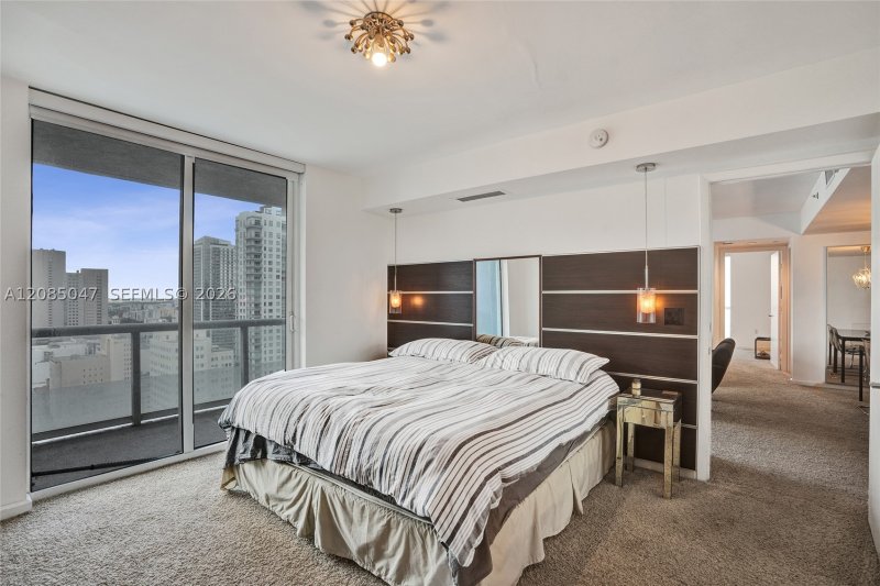 Comprar apartamento en 50 Biscayne 2801
