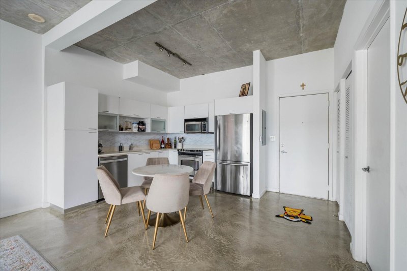 Condo for sale at Loft Downtown I 1403