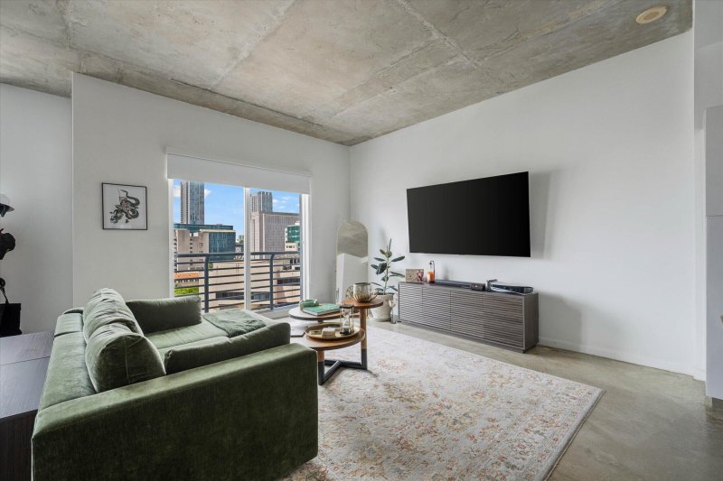 Condo for sale at Loft Downtown I 1403