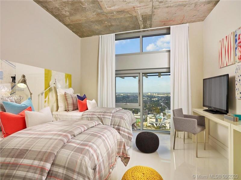 Property photo # 8