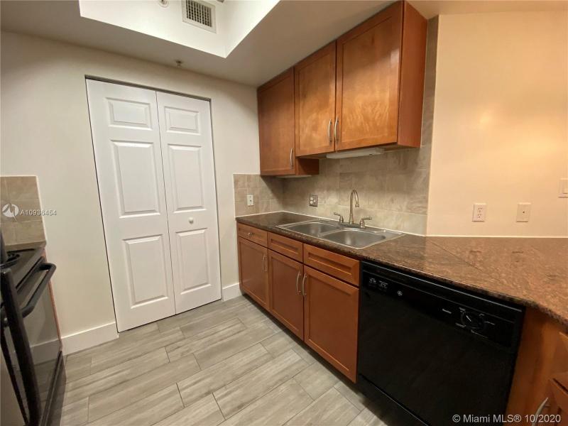 Property photo # 9