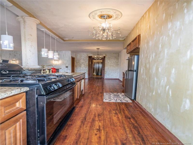 Property photo # 4