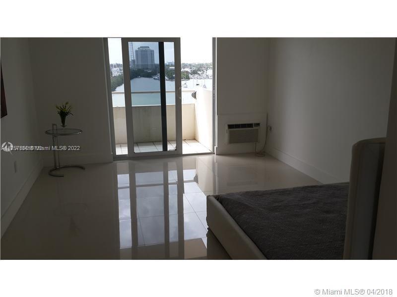 Comprar apartamento en Bayshore Yacht Tennis Club 703