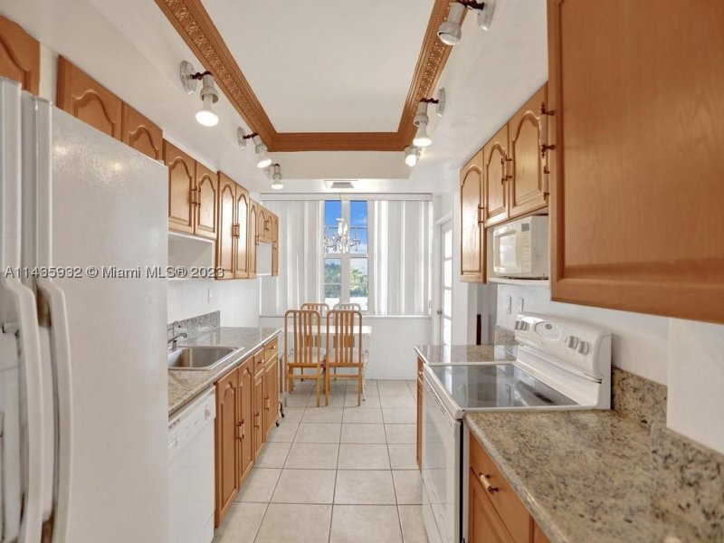 Comprar apartamento en Del Prado South Tower 304