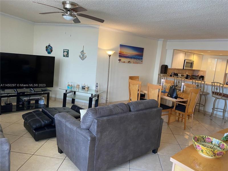 Condo for sale at Sea Air Towers 1521