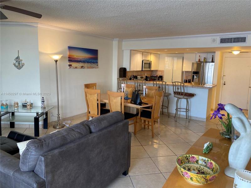 Condo for sale at Sea Air Towers 1521