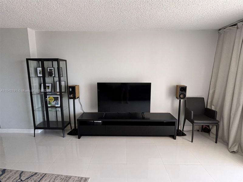 Condo for sale at Prince George 4F