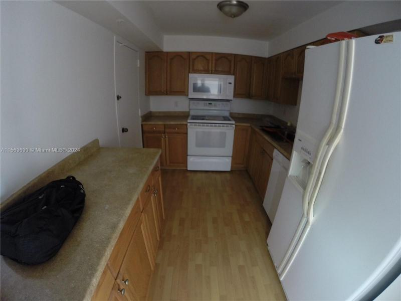 Comprar apartamento en Coastal Towers 905
