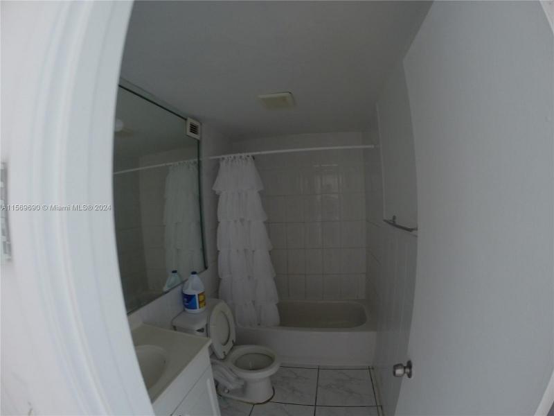 Comprar apartamento en Coastal Towers 905