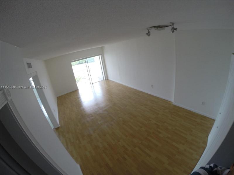 Comprar apartamento en Coastal Towers 905