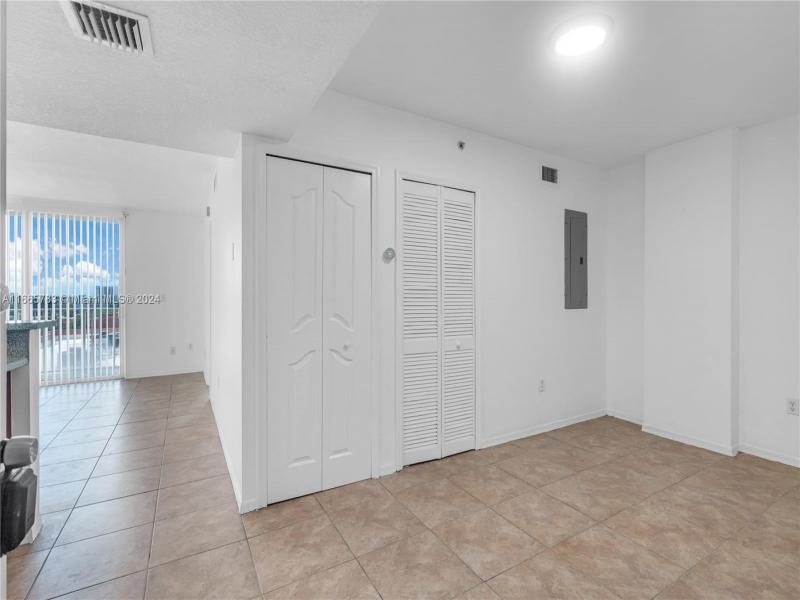 Comprar apartamento en Diamond Tower 702