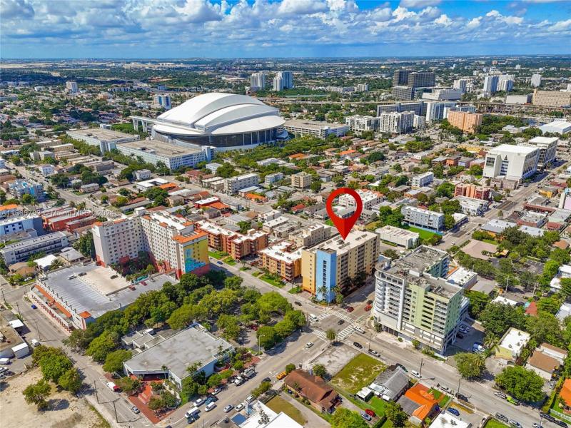 Comprar apartamento en Diamond Tower 702