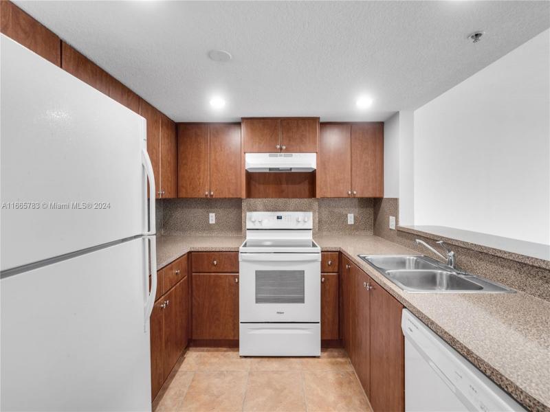 Comprar apartamento en Diamond Tower 702