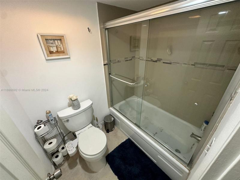Condo for sale at Valencia at Quadomain 904