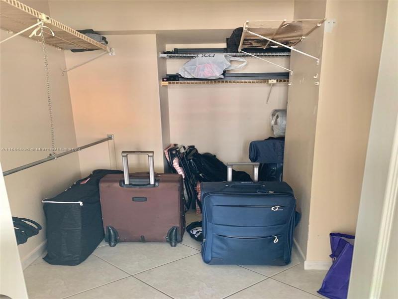 Condo for sale at Olympus Towers 1817