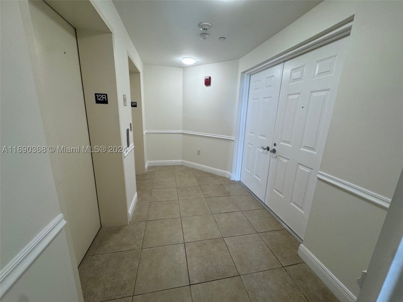 Aventura Marina II Apt #1215