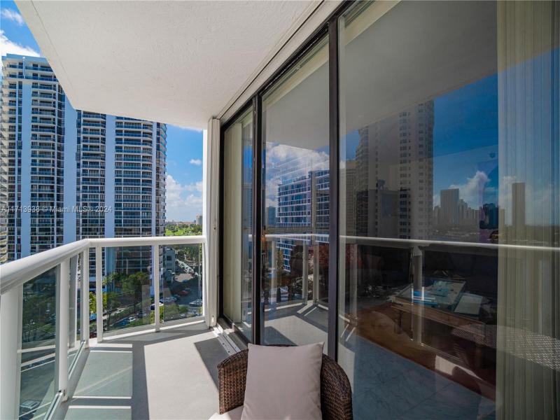 Comprar apartamento en Waterview 1048